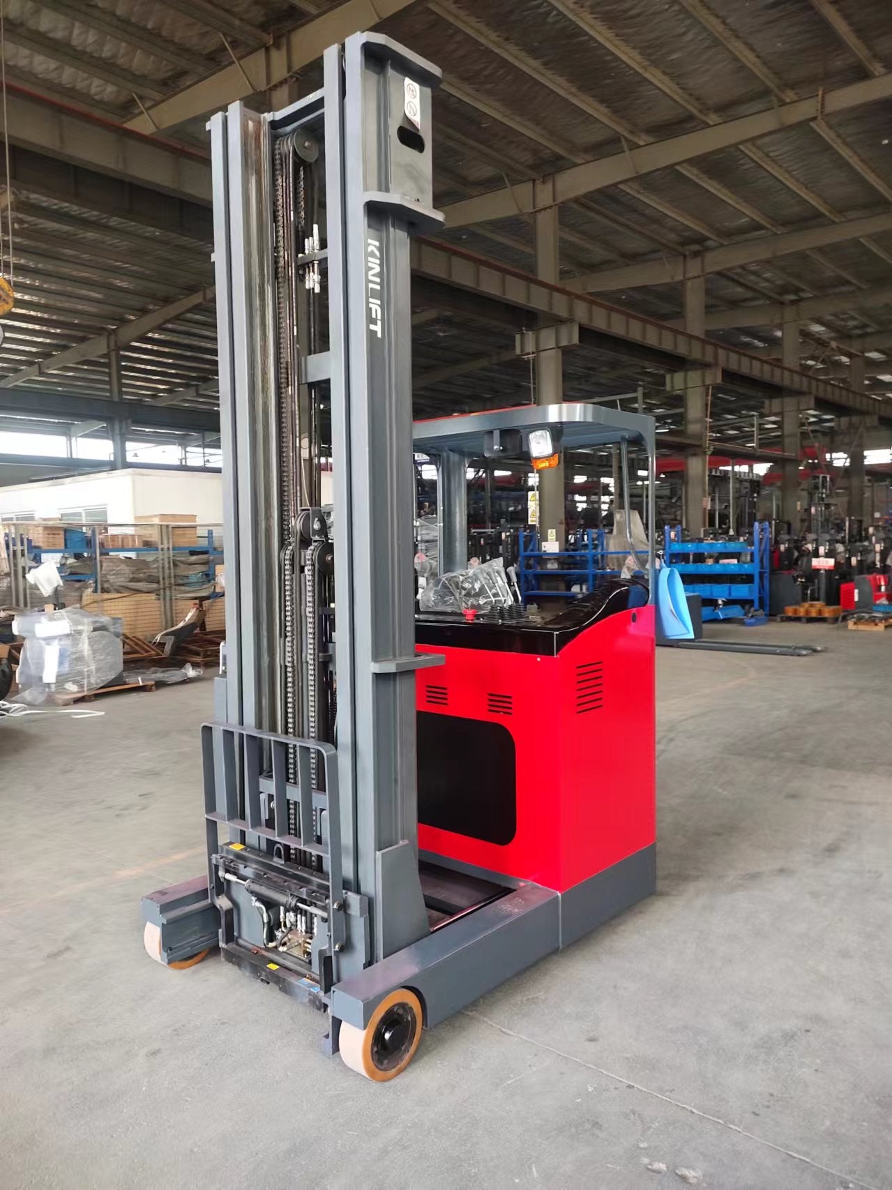 Customized Stand On Type Electric Reach Forklift
