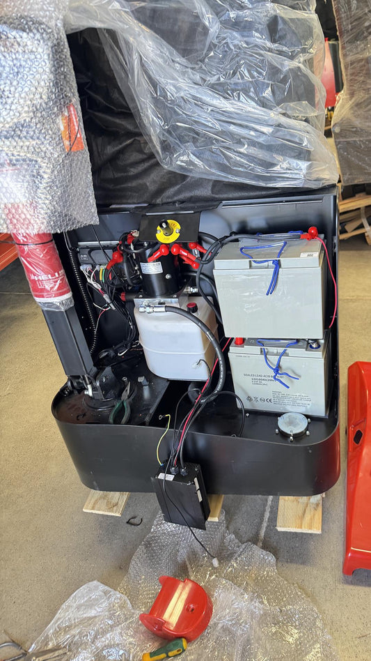 Battery Charger – Compatible with Full Electric Self Stacker