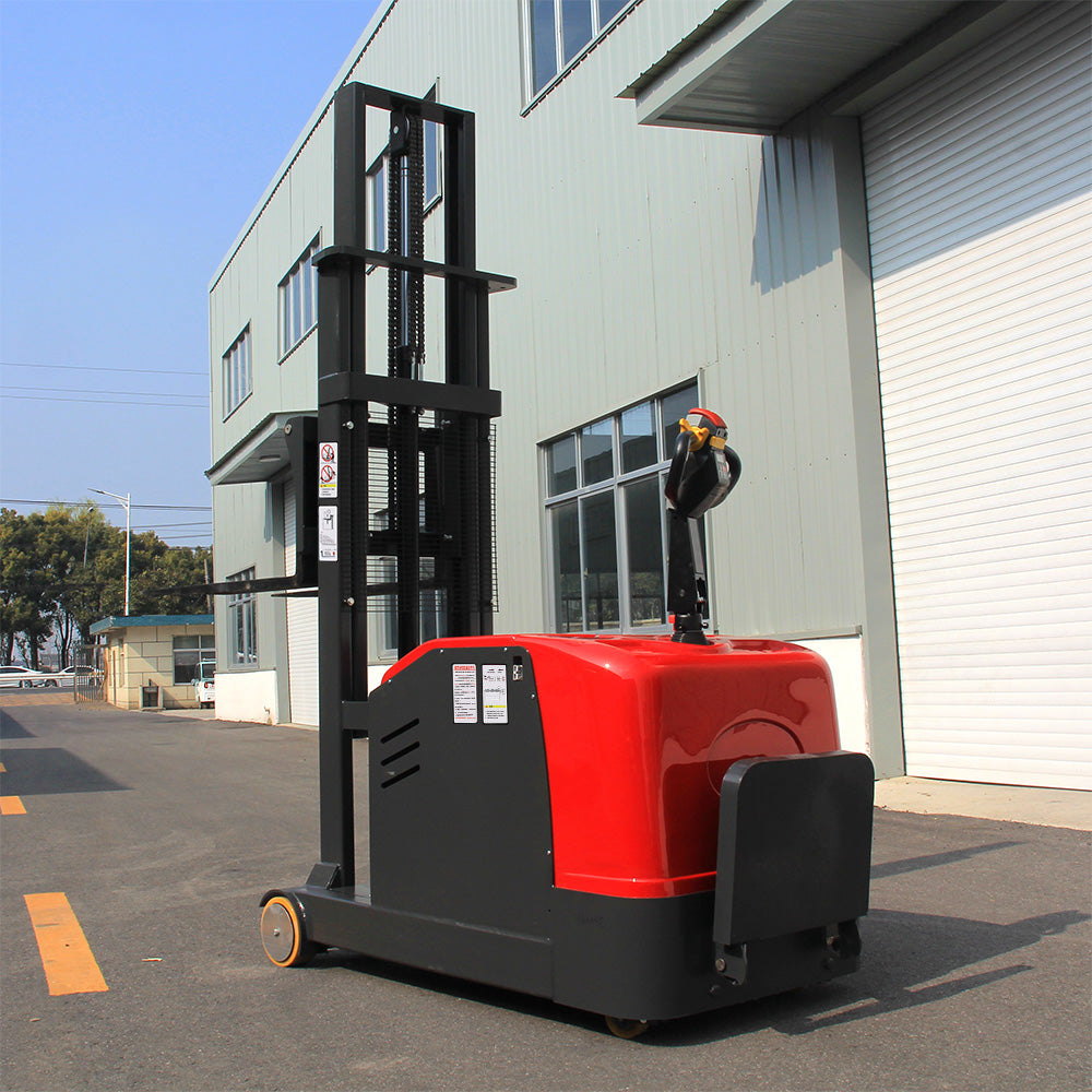 Station Driving Balanced Stacker Truck